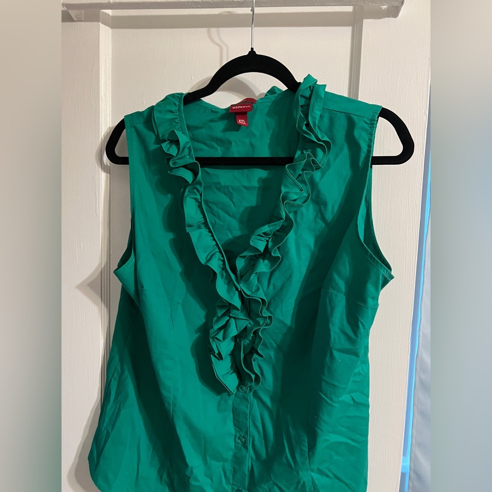 Green Ruffled Sleeveless Top